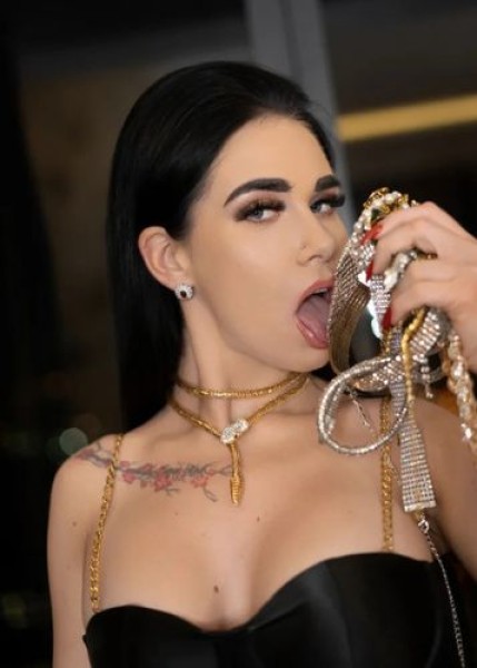 Проститутка Эльвира